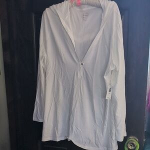 Old Navy Classic White Top